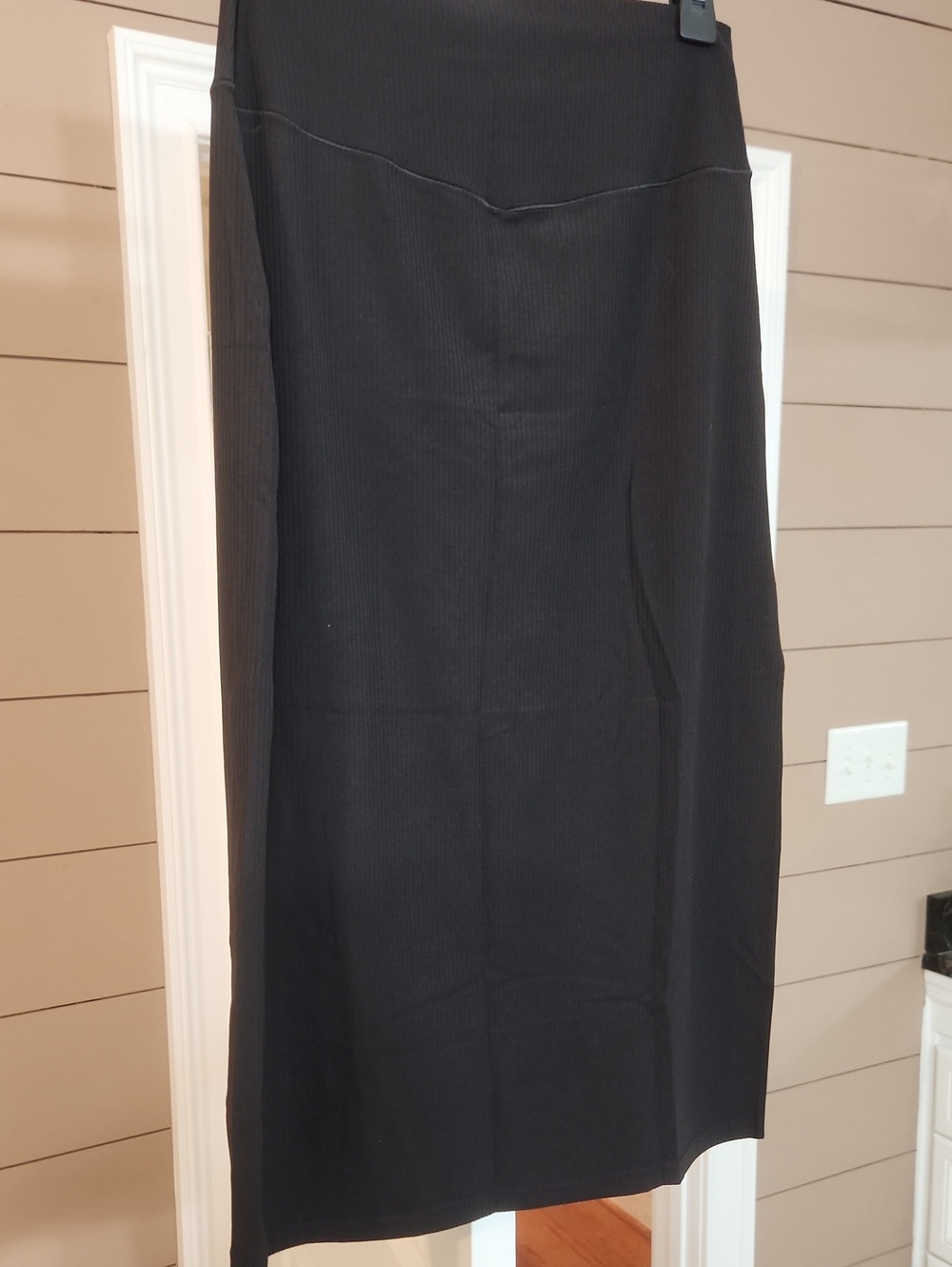aerie Black Ribbed Midi Skirt w/Side Slit.Also Have Blue, Cream & Navy Avail - Picture 4 of 9